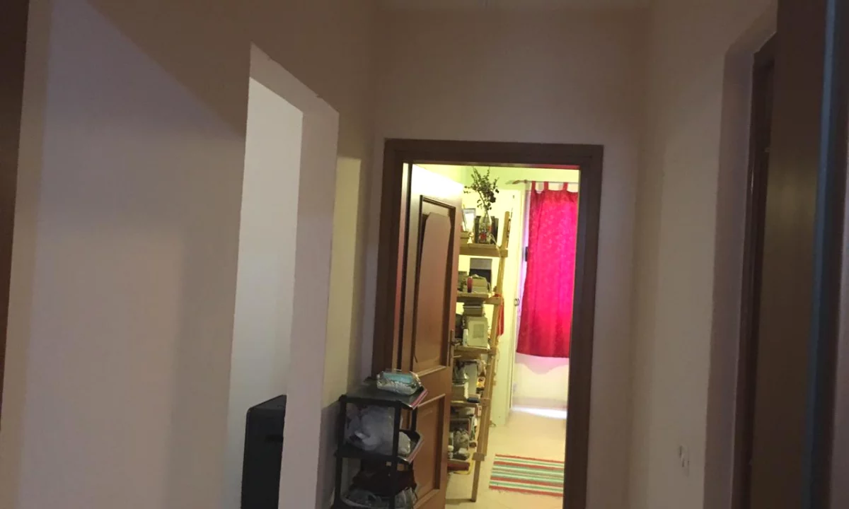 Shtepi me qera Apartament ne Tirane, 2+1, Mobilimi E mobiluar, Pagesa 450  Euro.