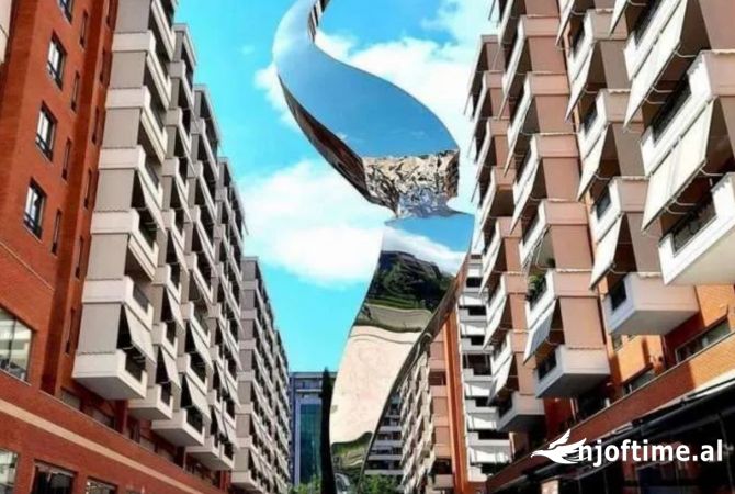 Shitet ambjent komercial 