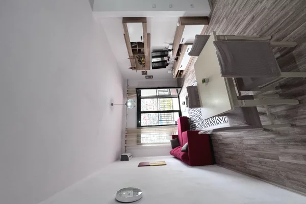 Shtepi me qera 1+1 ne Tirane - 46,000 Leke