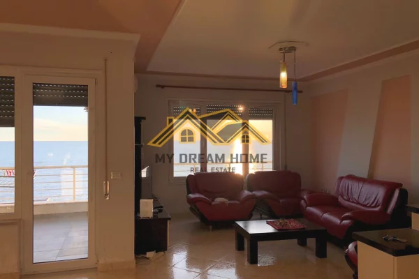 JEPET APARTAMENT ME QIRA NE CURRILA PAMJE BALLORE DETI !