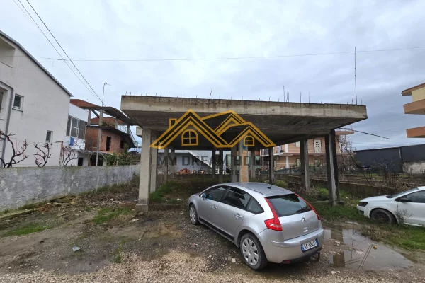 Shtepi ne shitje Shtepi Private ne Durres, 2+1, Mobilimi Bosh, pa mobiluar, Pagesa 49,000  Euro.