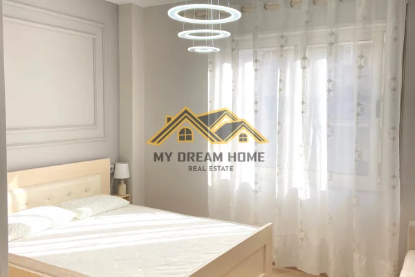 Shtepi ne shitje Apartament ne Durres, Garsoniere, Mobilimi E mobiluar, Pagesa 78,000  Euro.