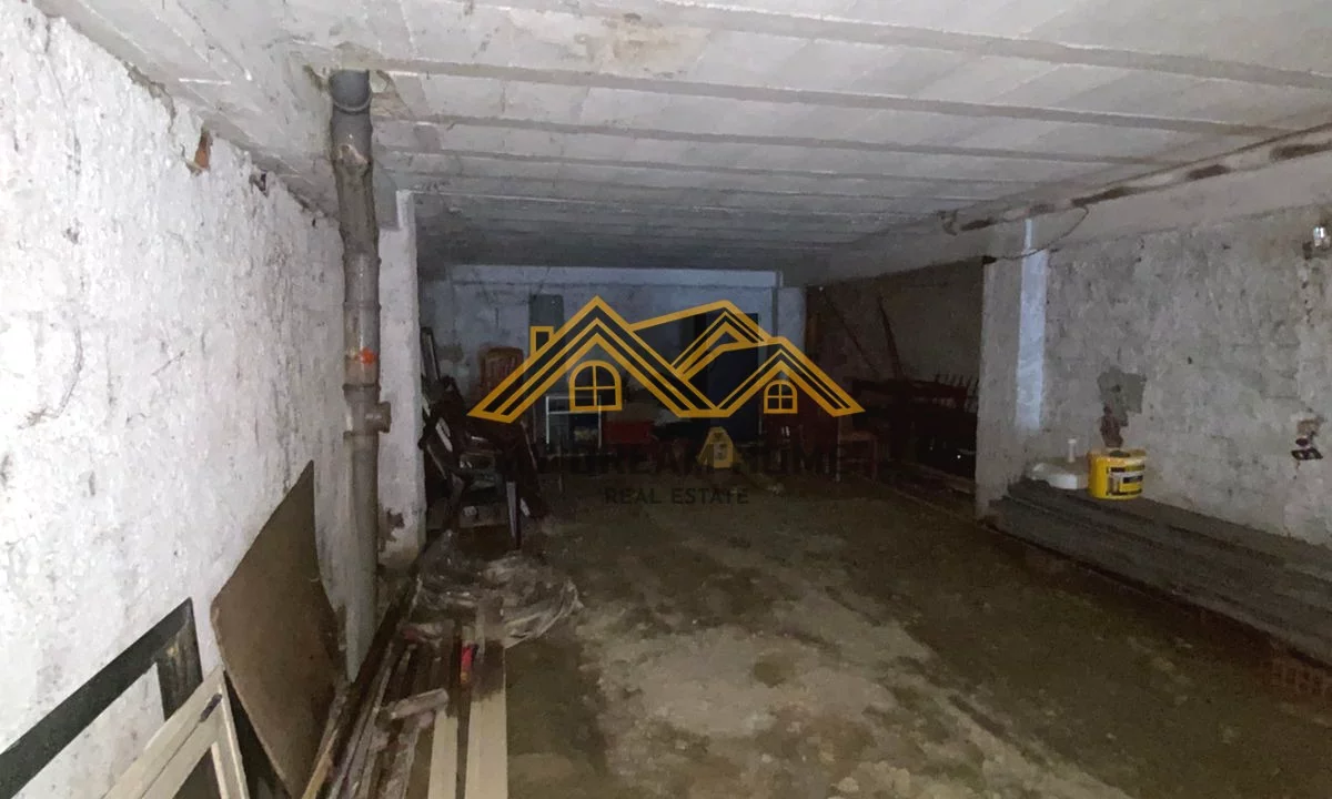 Appartamento in affitto a Durazzo Garsoniere, Vuoto