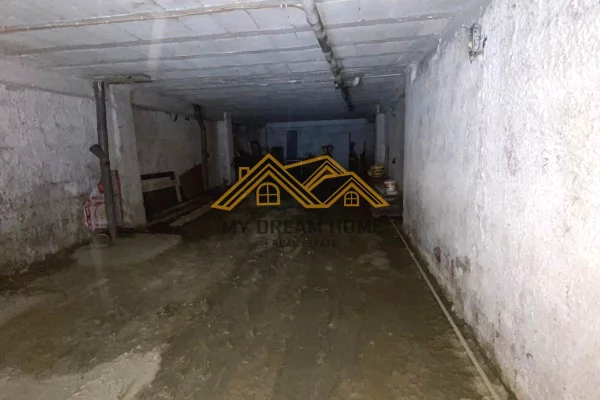 Appartamento in affitto a Durazzo Garsoniere, Vuoto