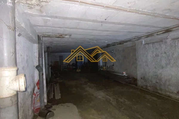 Appartamento in affitto a Durazzo Garsoniere, Vuoto