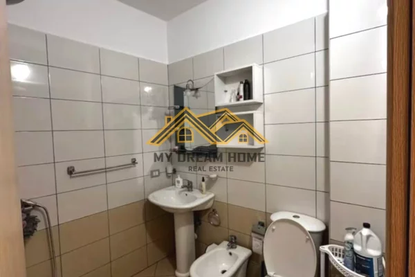 Shtepi me qera Apartament ne Durres, 1+1, Mobilimi E mobiluar, Pagesa 350  Euro.