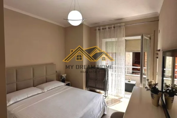 Shtepi me qera 1+1 ne Durres - 350 Euro