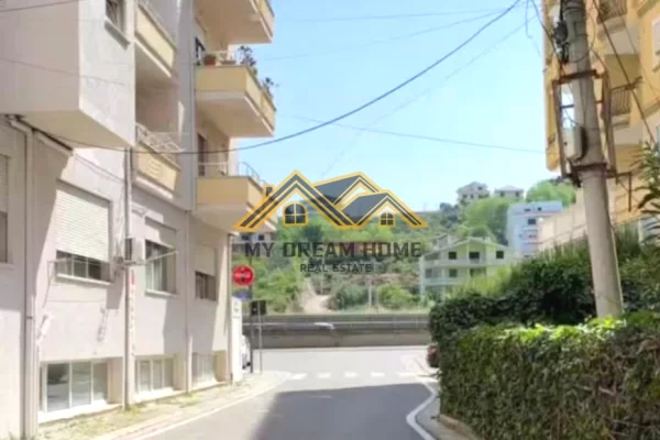 Shtepi me qera Apartament ne Durres, 1+1, Mobilimi E mobiluar, Pagesa 350  Euro.