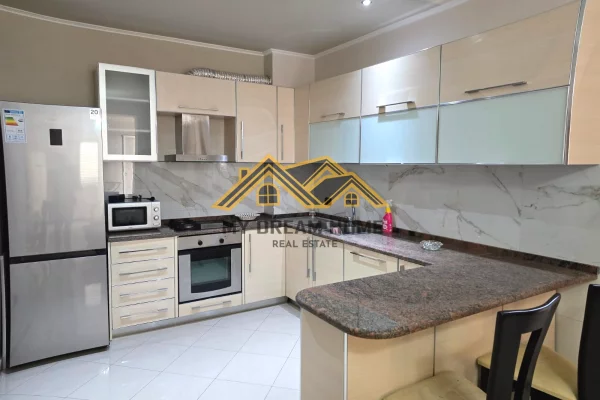 Shtepi me qera Apartament ne Durres, 2+1, Mobilimi E mobiluar, Pagesa 400  Euro.