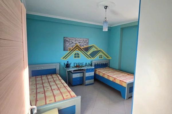 Shtepi me qera Apartament ne Durres, 2+1, Mobilimi E mobiluar, Pagesa 400  Euro.