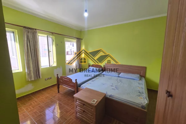 Shtepi me qera 6+1 ne Durres - 900 Euro