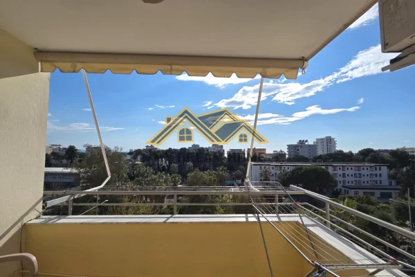 Shtepi me qera Apartament ne Durres, 1+1, Mobilimi E mobiluar, Pagesa 300  Euro.