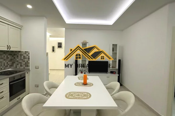 Shtepi me qera Apartament ne Durres, 2+1, Mobilimi E mobiluar, Pagesa 500  Euro.