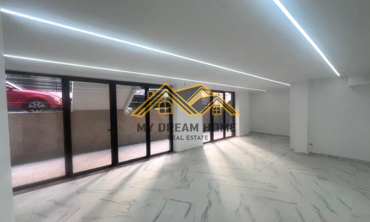 SHITET NJESI BISNESI NE PLAZH TEK PELIKANI DURRES!