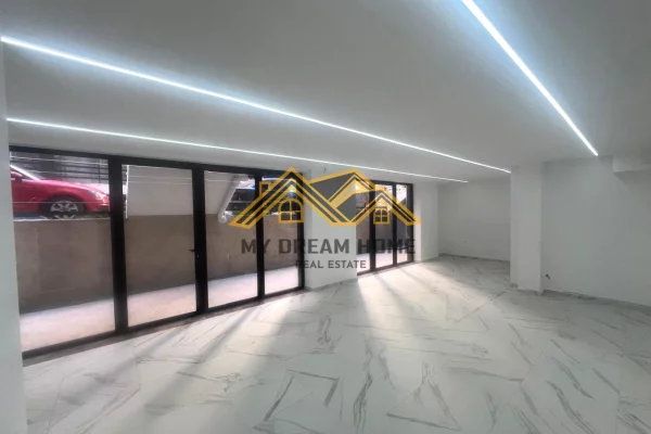 Business Property in Sale 3+1 in Durres - 155,000 Euro