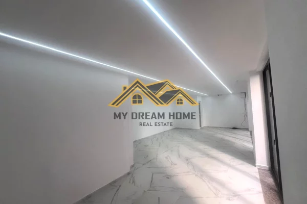 Business Property in Sale 3+1 in Durres - 155,000 Euro