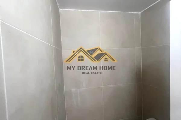 SHITET NJESI BISNESI NE PLAZH TEK PELIKANI DURRES!