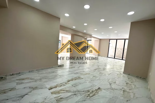 SHITET NJESI BISNESI NE Durres PLazh!