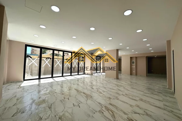 SHITET NJESI BISNESI NE Durres PLazh!