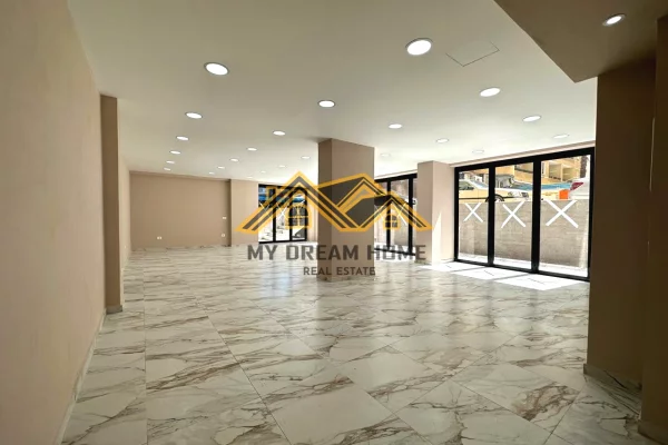 SHITET NJESI BISNESI NE Durres PLazh!