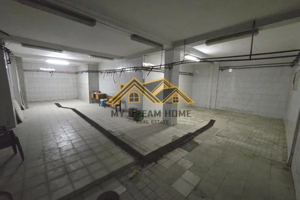 SHITET AMBIENT BIZNESI TEK KRYQI KUQ DURRES