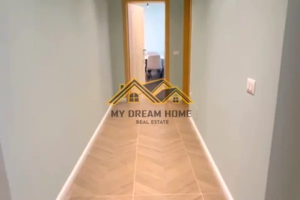 Shtepi me qera Apartament ne Durres, 1+1, Mobilimi E mobiluar, Pagesa 350  Euro.