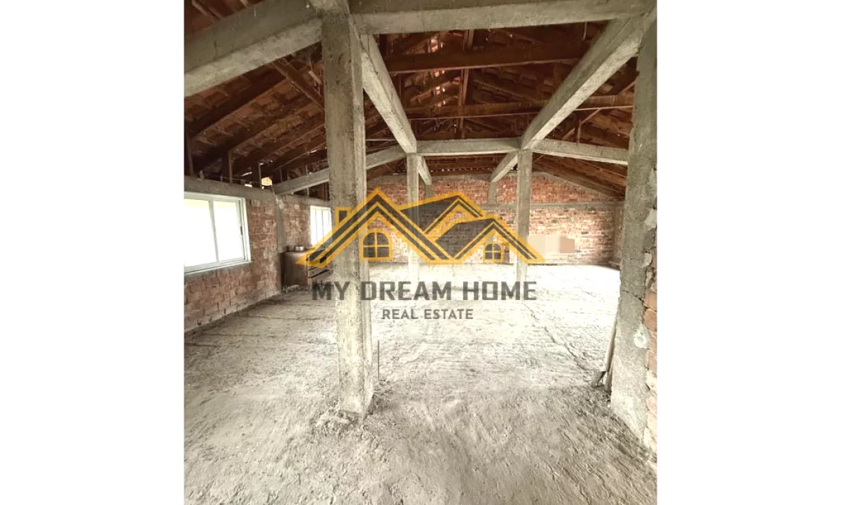 Shtepi ne shitje Shtepi Private ne Durres, 2+1, Mobilimi E mobiluar, Pagesa 250,000  Euro.