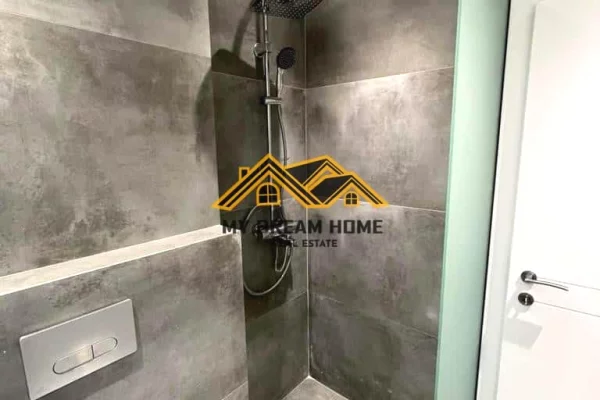 Shtepi ne shitje Apartament ne Durres, 1+1, Mobilimi E mobiluar, Pagesa 125,000  Euro.