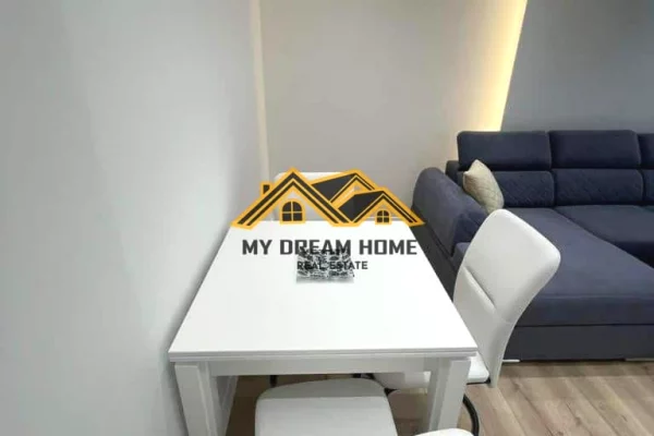 Shtepi ne shitje Apartament ne Durres, 1+1, Mobilimi E mobiluar, Pagesa 125,000  Euro.