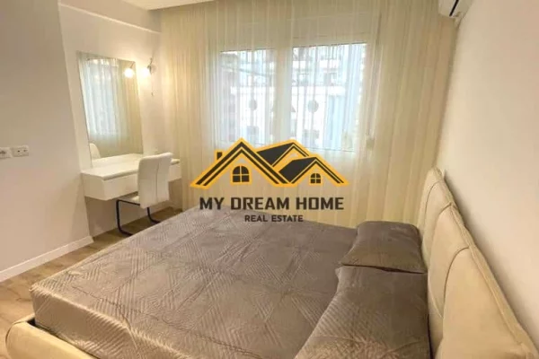 Shtepi ne shitje Apartament ne Durres, 1+1, Mobilimi E mobiluar, Pagesa 125,000  Euro.