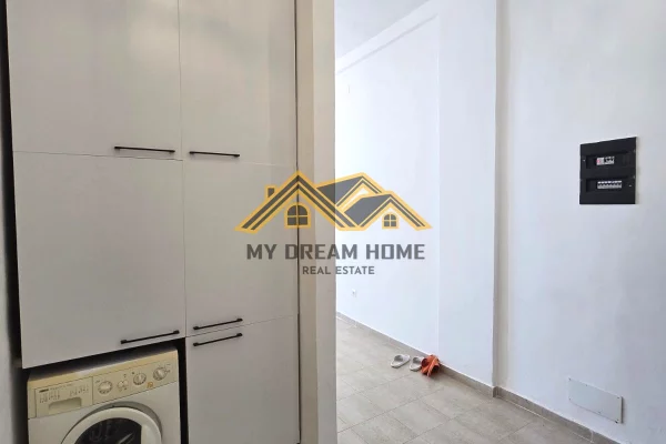 Shtepi ne shitje Apartament ne Durres, 1+1, Mobilimi E mobiluar, Pagesa 154,000  Euro.