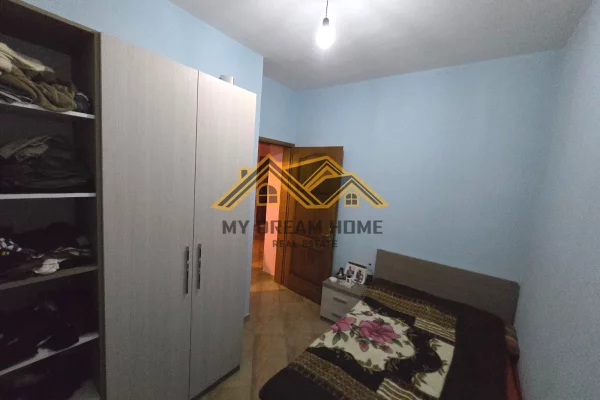 Shtepi ne shitje Shtepi Private ne Durres, 6+1, Mobilimi E mobiluar, Pagesa 155,000  Euro.