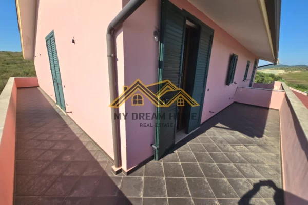 Shtepi ne shitje Shtepi Private ne Durres, 6+1, Mobilimi E mobiluar, Pagesa 155,000  Euro.