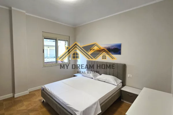 Shtepi ne shitje Apartament ne Durres, 1+1, Mobilimi E mobiluar, Pagesa 105,000  Euro.