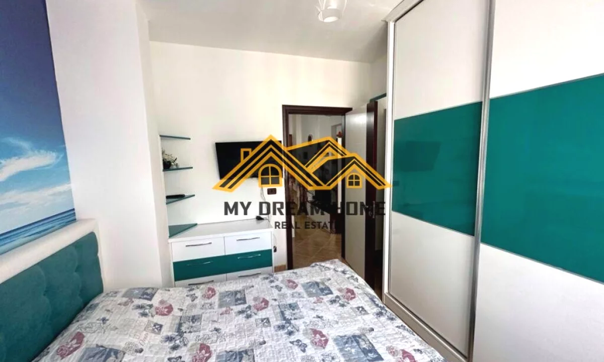 Shtepi me qera Apartament ne Durres, 1+1, Mobilimi E mobiluar, Pagesa 400  Euro.