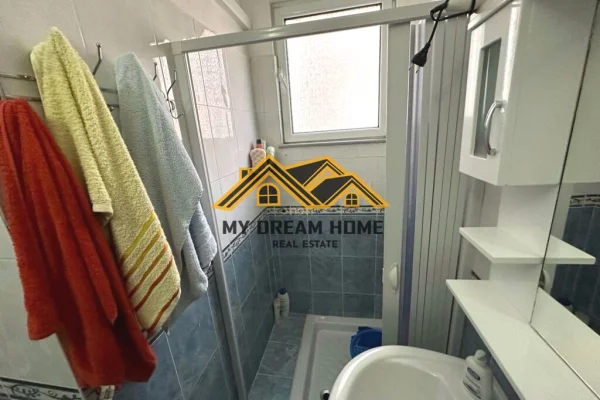 Shtepi me qera Apartament ne Durres, 1+1, Mobilimi E mobiluar, Pagesa 400  Euro.