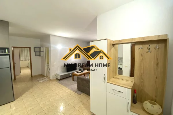 Shtepi ne shitje Apartament ne Durres, 2+1, Mobilimi E mobiluar, Pagesa 125,000  Euro.