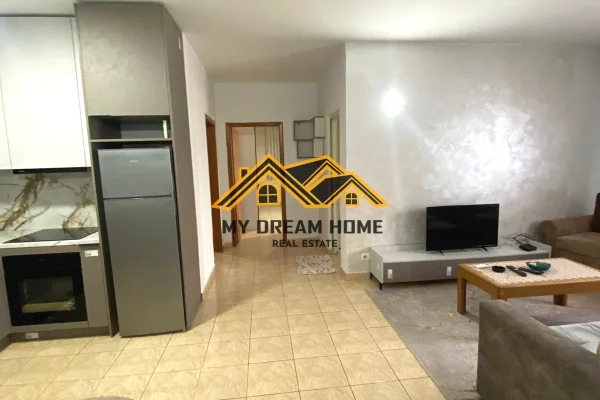 Shtepi ne shitje Apartament ne Durres, 2+1, Mobilimi E mobiluar, Pagesa 125,000  Euro.