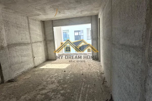 Shtepi ne shitje Apartament ne Durres, 1+1, Mobilimi Bosh, pa mobiluar, Pagesa 86,400  Euro.