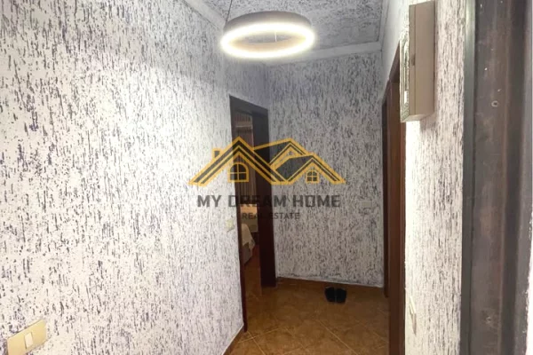 Apartament 2+1+verand Për Shitje në Golem