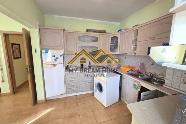 Shtepi ne shitje Apartament ne Durres, 1+1, Mobilimi E mobiluar, Pagesa 95,000  Euro.