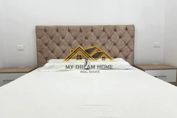 APARTAMENT 1+1 NE QENDER DURRES, PER SHITJE!
