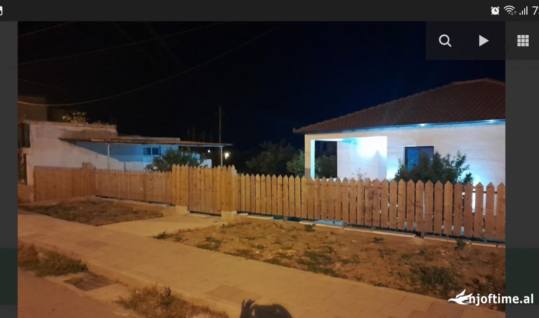 Shtepi ne shitje Shtepi Private ne Berat, 3+1, Mobilimi E mobiluar, Pagesa 160,000  Euro.