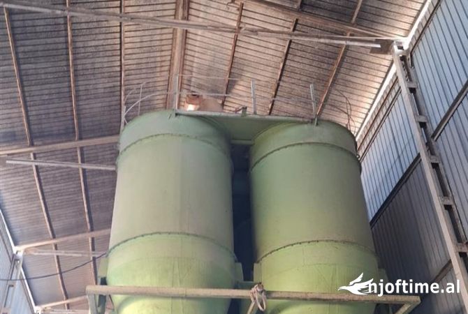 Pajisje biznesi ne shitje ne Tirane - 1,000 Leke