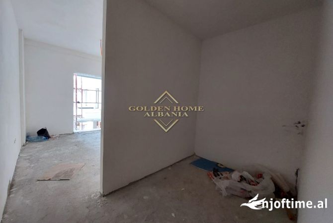 Appartamento in vendita a Tirana 2+1, Vuoto