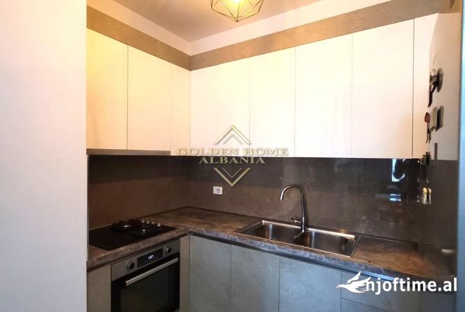 Appartamento in vendita a Tirana 2+1, Vuoto