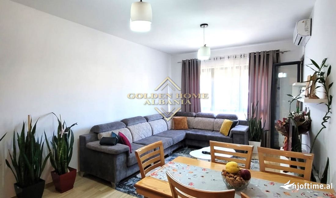 Appartamento in vendita a Tirana 2+1, Vuoto