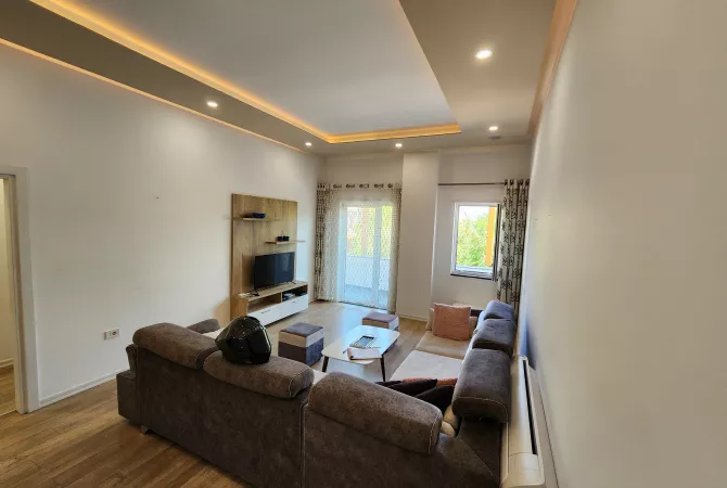 Jepet me qera apartament 2+1+2 ,Pran Kopshtit Zoologjik