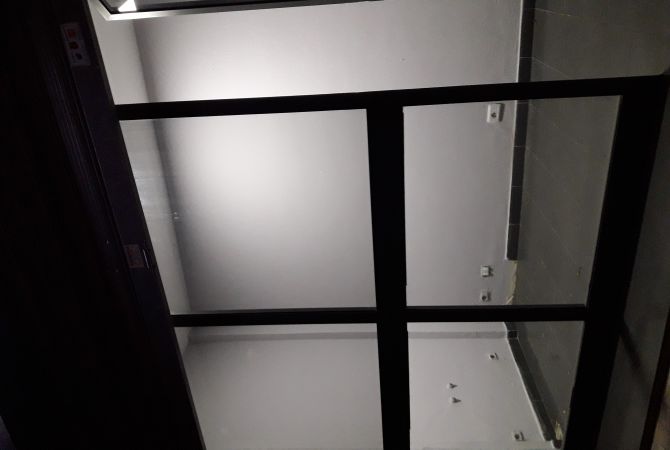  Me Qera - qender, Rr. Durresit , Dyqan, ambjent per qera 