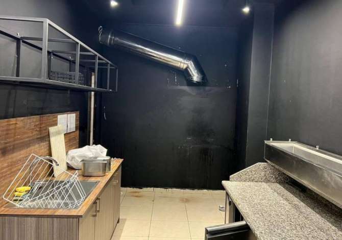 Ambient biznesi me qera 1+1 ne Tirane - 450 Euro